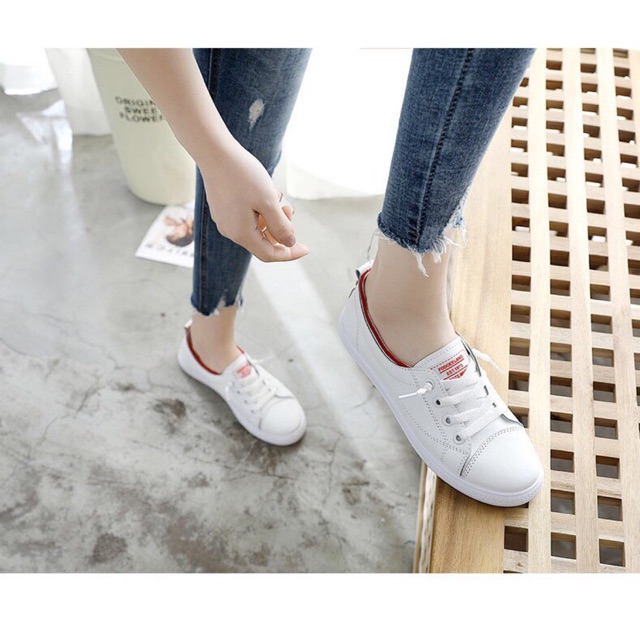 Giày thể thao nữ trắng phối viền chất da mềm êm chân | BigBuy360 - bigbuy360.vn