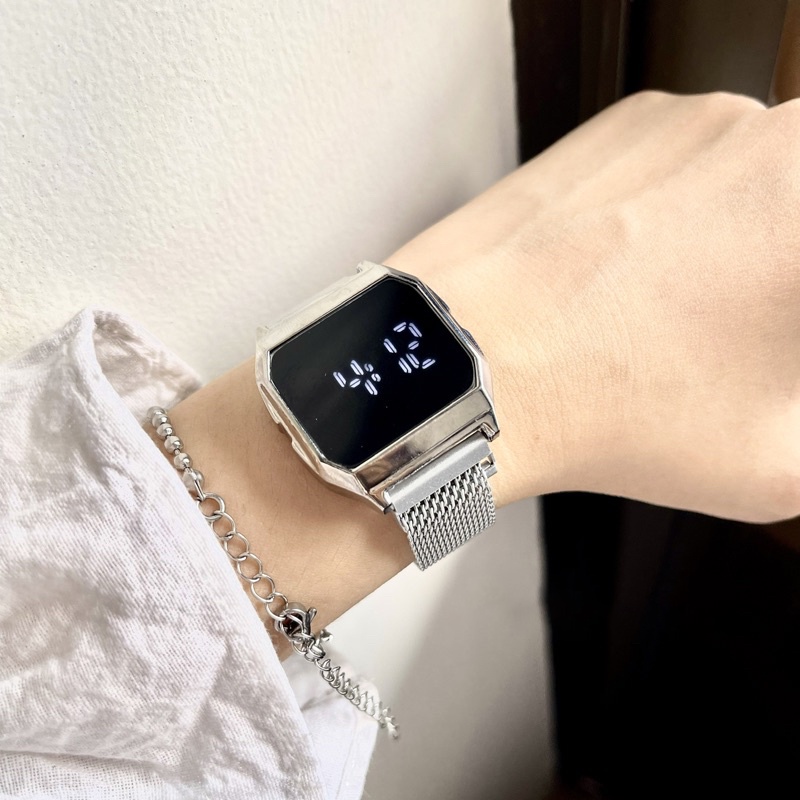 Đồng hồ nữ nam điện tử đeo tay dây kim loại thông minh MARSANO DH07