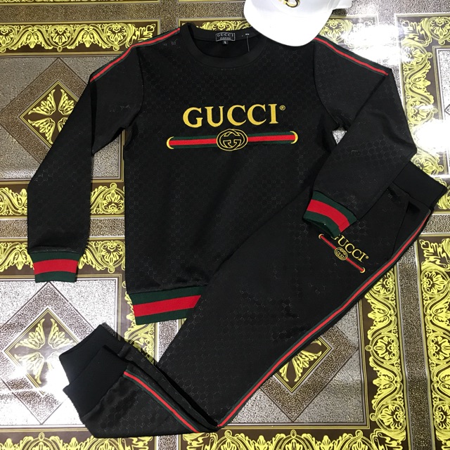 Bộ thu đông Gucci