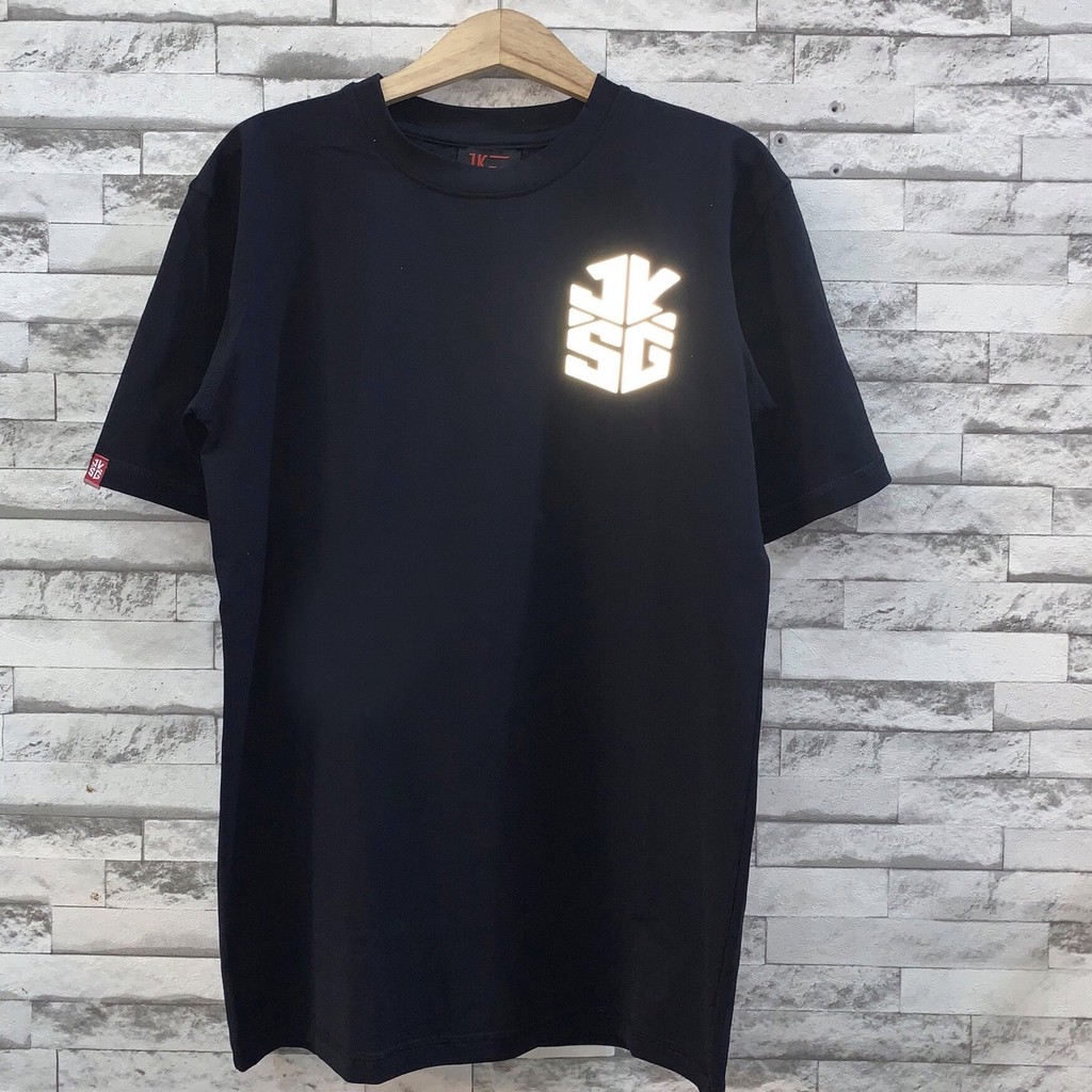 Áo Thun Cotton Cao Cấp Ngắn Tay Unisex, Chất Đẹp Co Giãn Tốt, Dày Dặn, Logo JKSG Phản Quang Thời Trang Cá Tính PQJ