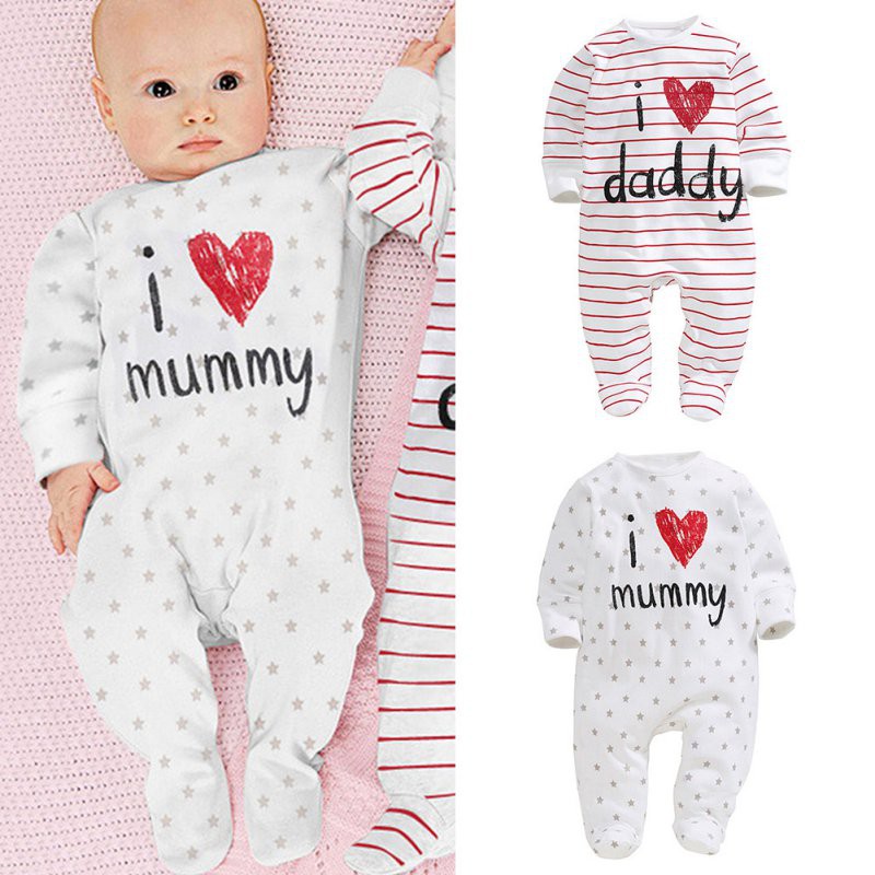 Bộ Áo Liền Quần Cotton Tay Dài In Chữ &quot;Love Mummy Daddy&quot; Cho Bé Sơ Sinh