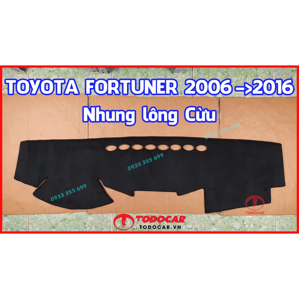 Thảm Taplo TOYOTA FORTUNER bằng Nhung lông Cừu hoặc Da vân Carbon, Da vân Gỗ