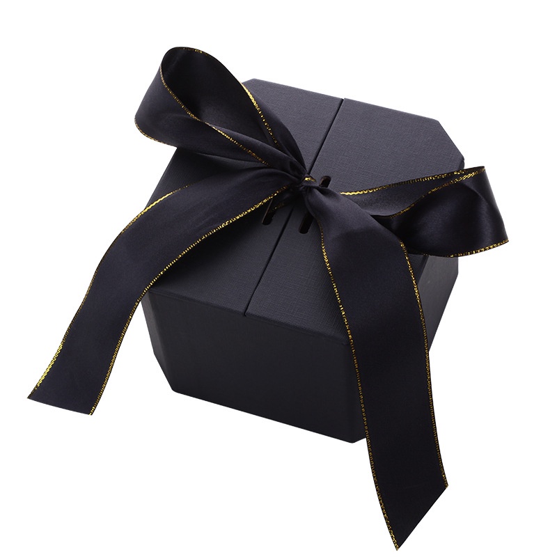 Hộp Đựng Qùa Ngày Lễ Tình Nhân Valentine Kèm Nơ Xinh Xắn