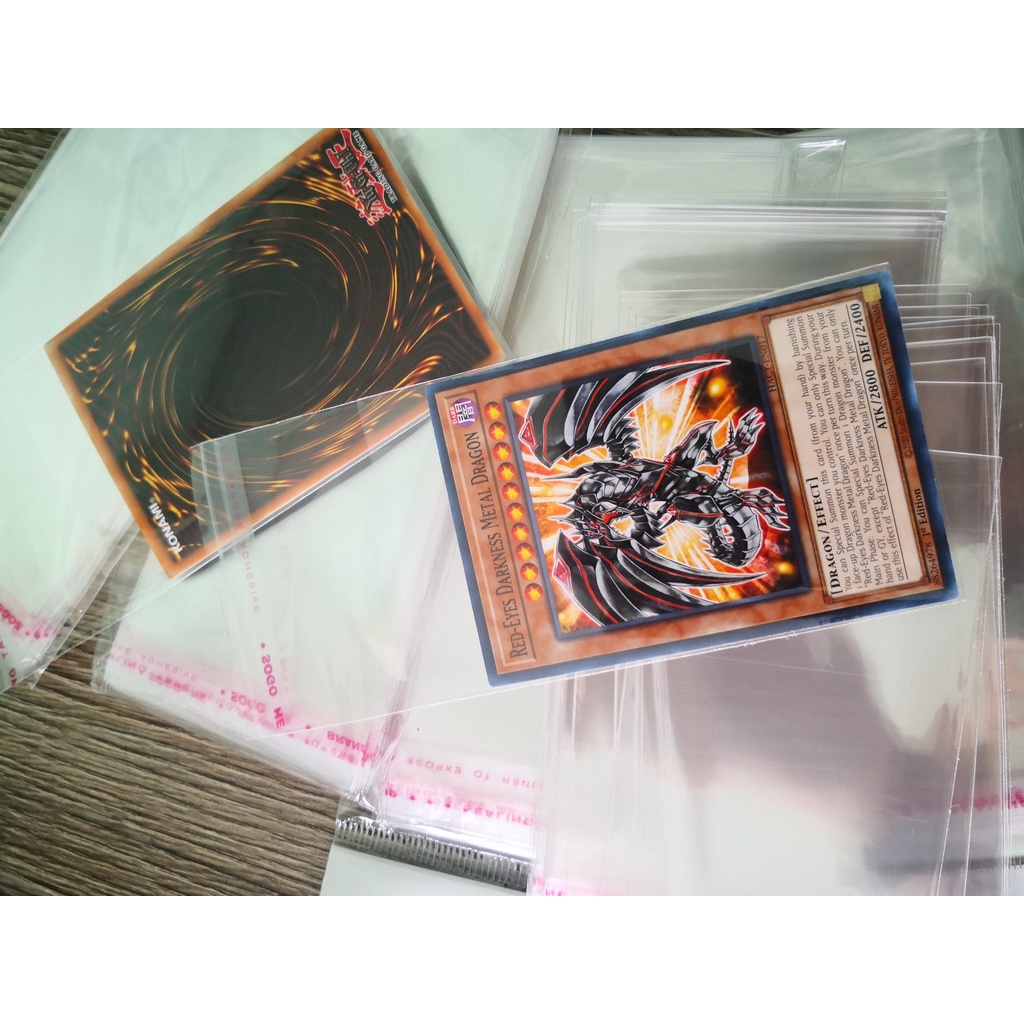 Sleeves - 50 cái Bọc bảo vệ bài Yugioh và các loại thẻ card - loại có keo dán miệng.