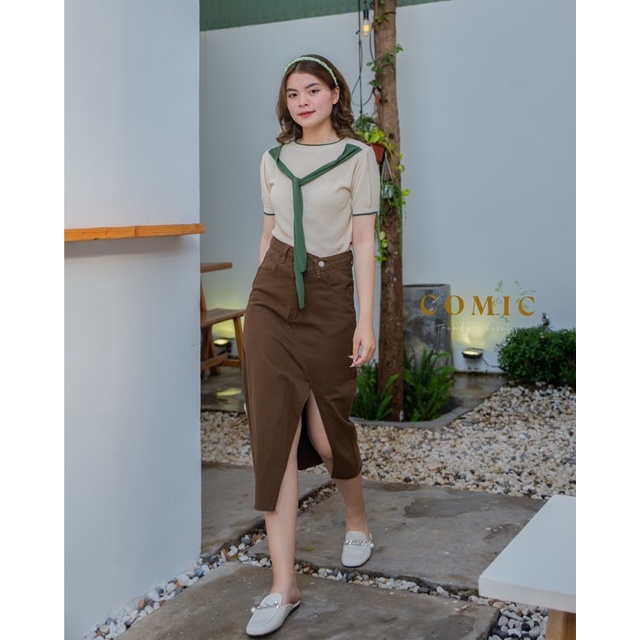 Comic - Áo len nữ mongtoghi mỏng mịn kèm khăn liền áo 343