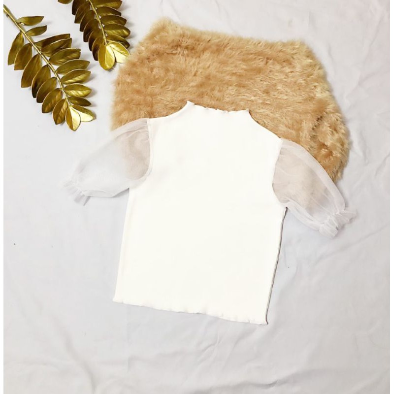 Áo croptop phối tay ren