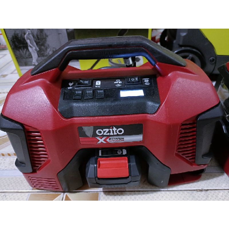 BƠM HƠI DÙNG PIN OZITO POWERX 18V