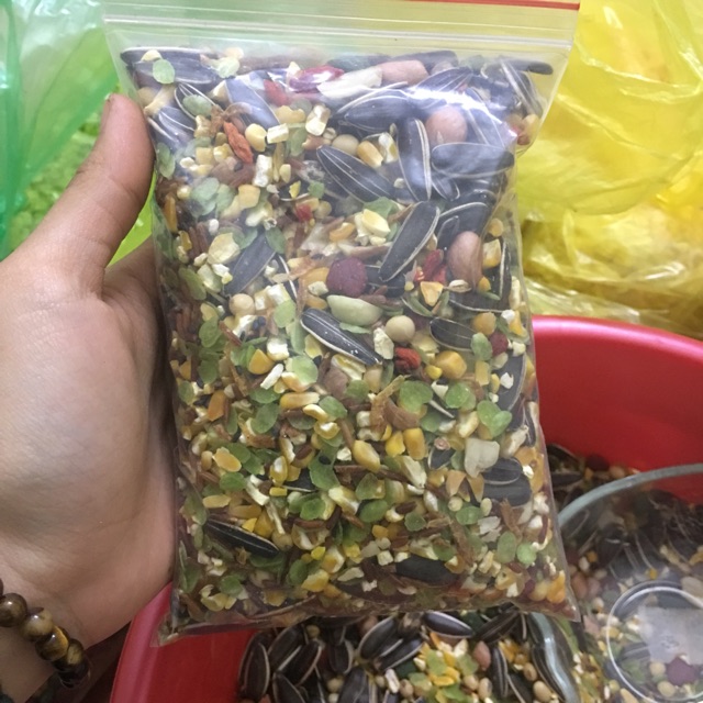 Thức ăn hamster