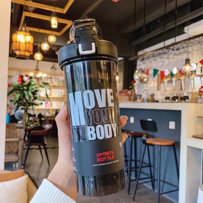 Bình nước thể thao có ống hút, có con lắc - Dung tích 800ml có ống hút.