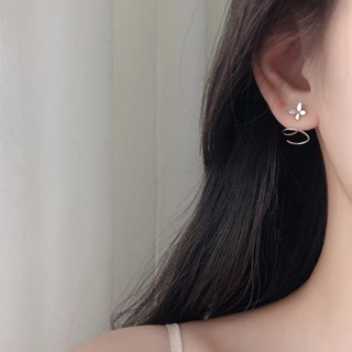 Khuyên bướm mạ bạc đeo được nhiều kiểu