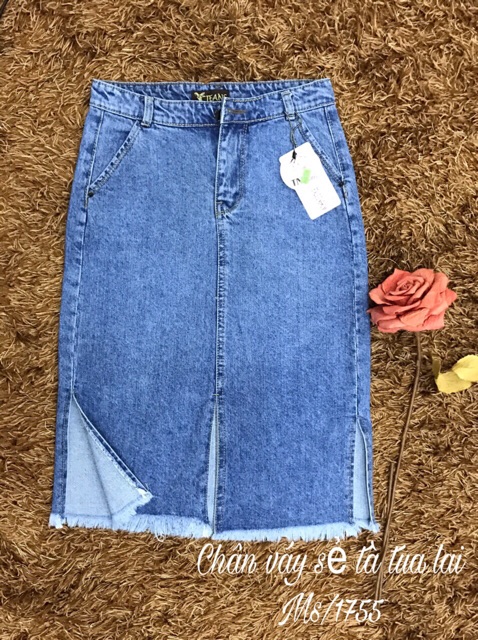 [ Mã FAGREEN55 giảm 10% tối đa 30K đơn 99K] Chân váy jean dài xẻ tà 1755 | BigBuy360 - bigbuy360.vn