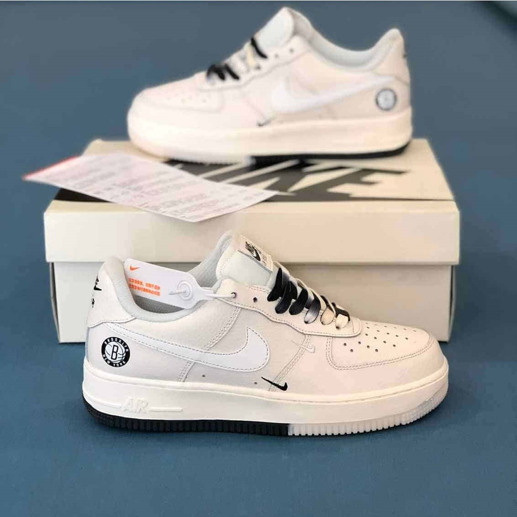 Giày AF1 đế âm dương hai màu đen trắng logo phản quang ,Giày thể thao Air Force 1 Brooklyn mới 2022 bản SC