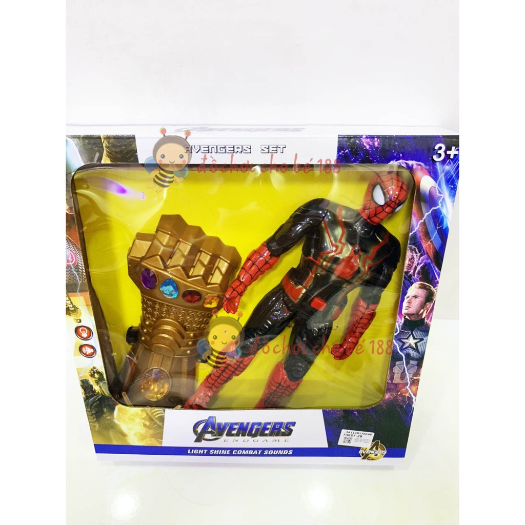 Găng tay vô cực và mô hình người nhện Avenger