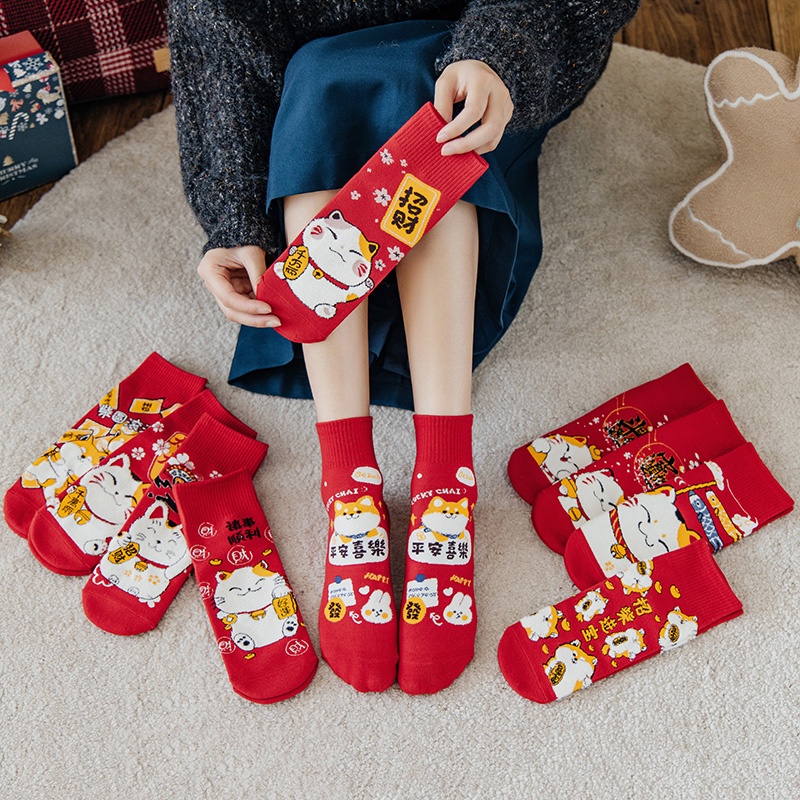 Đôi vớ cotton cổ cao tới mắt cá chân màu đỏ họa tiết mèo may mắn hoạt hình đáng yêu thời trang năm mới cho nữ bé gái