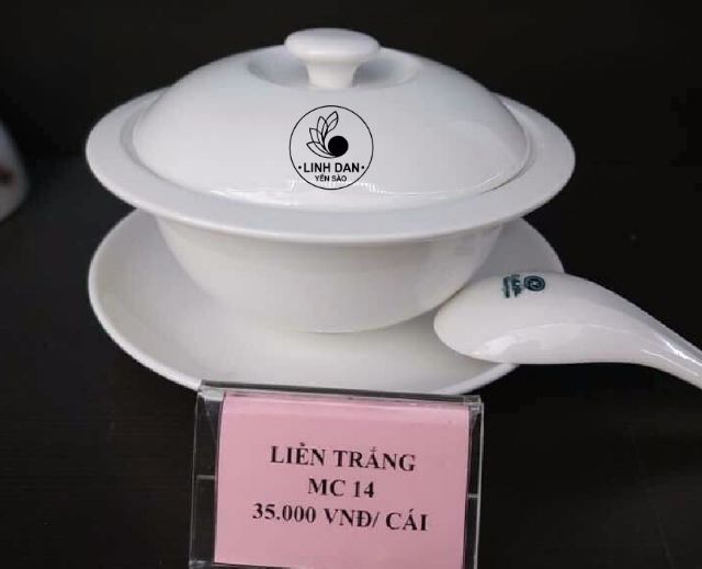 THỐ CHƯNG YẾN SÀO MINH CHÂU
