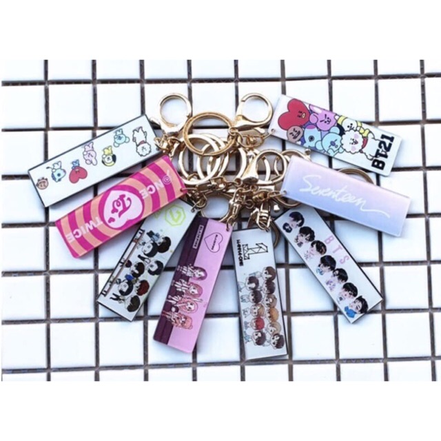 Móc khóa ảnh bts