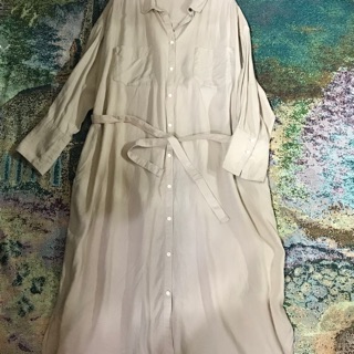 Đầm sơmi dài qua gối