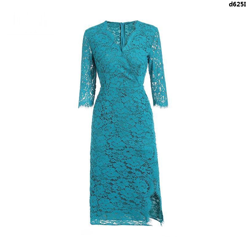 Đầm Lụa Phối Nhung Hoa Xẻ Tà Thời Trang Thanh Lịch Cho Nữ | BigBuy360 - bigbuy360.vn