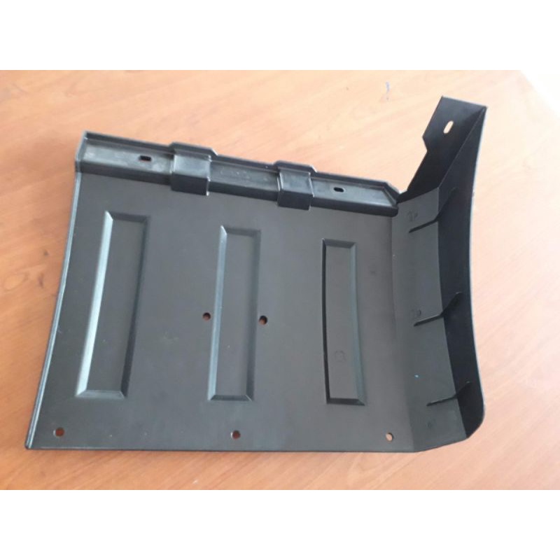 Dè chắn bùn bánh sau, bên trái rộng 41 cm xe Kia K250