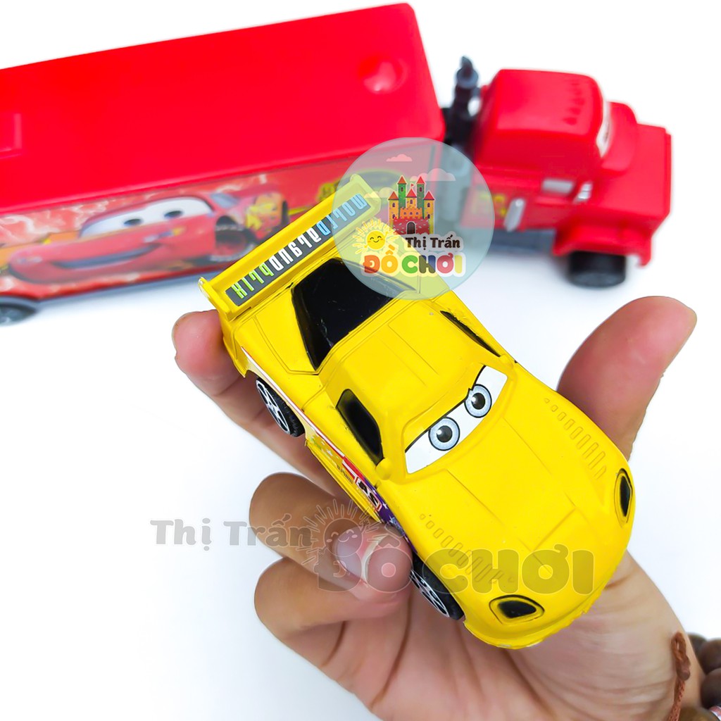 Đồ chơi xe cho bé gồm: 1 xe tải và 6 xe hơi chạy trớn - Thị trấn đồ chơi