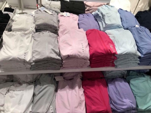 Áo chống nắng UNIQLO | BigBuy360 - bigbuy360.vn