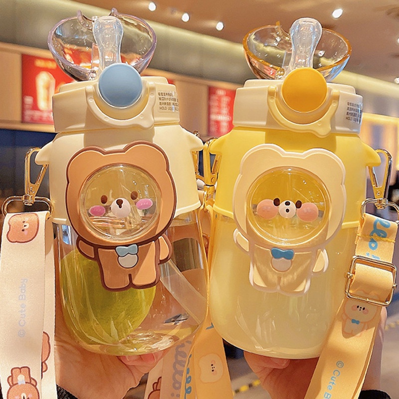 Bình nước nhựa dung tích lớn có ống hút hình gấu dễ thương cho bé vào mùa hè