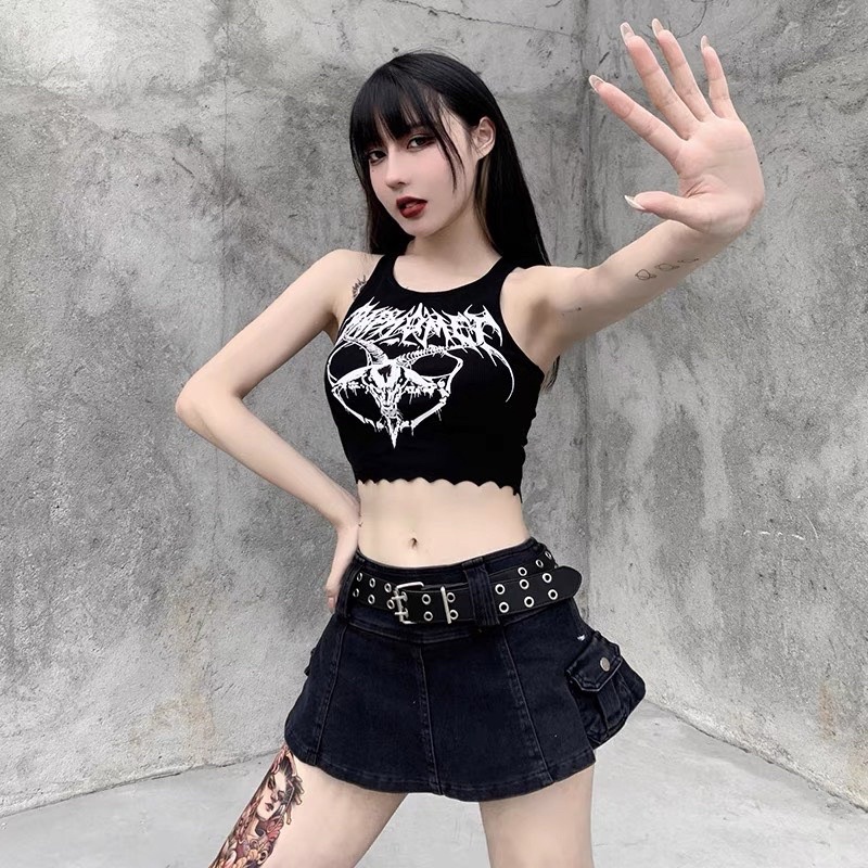Áo Croptop 3 Lỗ Cổ U In Hình Chất Chơi Ngầu Lòi Phong Cách Gothic Punk - Chuly