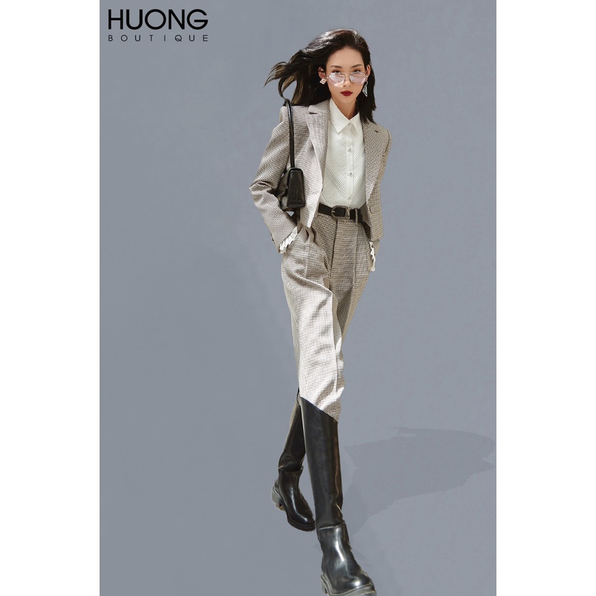 Set áo blazer mini houndstooth nâu trắng và quần baggy HUONG BOUTIQUE HBVEST144
