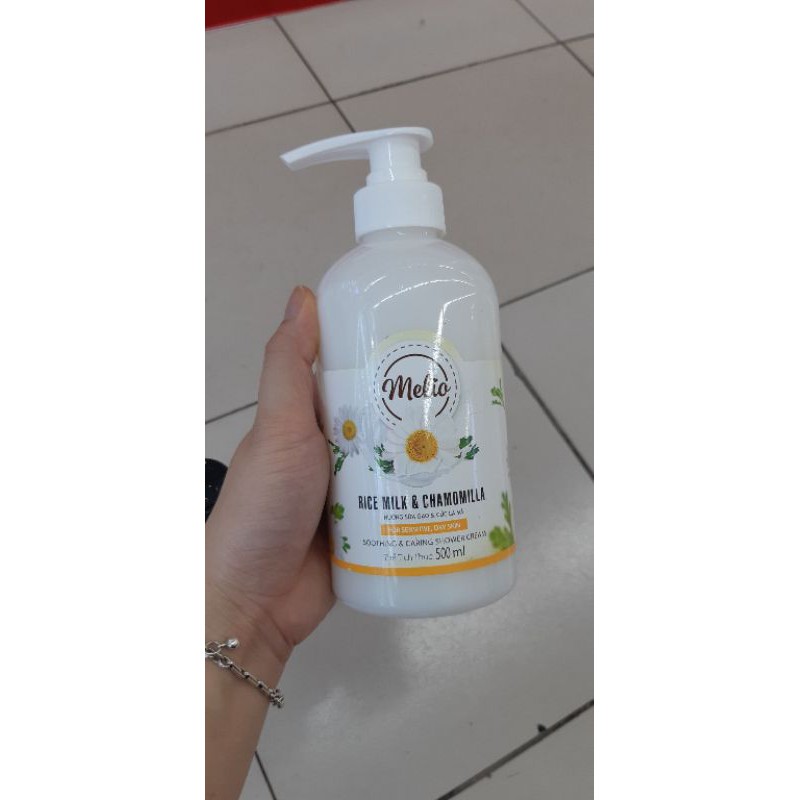 SỮA TẮM MELIO HOA ANH ĐÀO/ SỮA GẠO VÀ CÚC LA MÃ 500ML