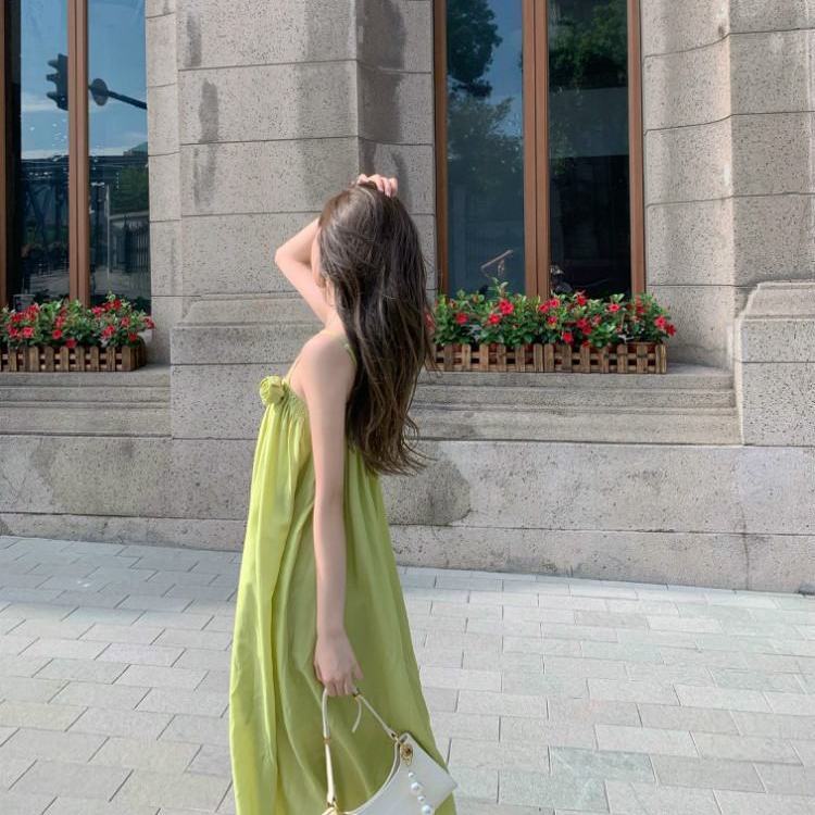 Đầm Hai Dây Họa Tiết Hoa Trà Màu Xanh Lá Nhạt Phong Cách Retro Pháp Xinh Xắn Thời Trang Đi Biển