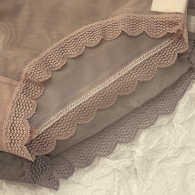 Quần Lót Ren Không Đường May Kháng Khuẩn Nâng Hông Cá Tính Cho Nữ