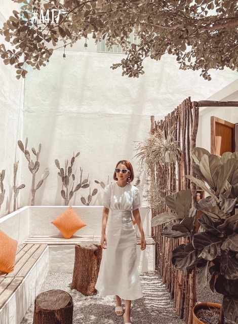 Đầm trắng dự tiệc nhún ngực / Đầm đi biển | BigBuy360 - bigbuy360.vn