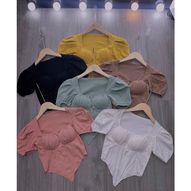 CÓ MÚT NGỰC Áo thun cổ vuông croptop tay phồng tà nhọn
