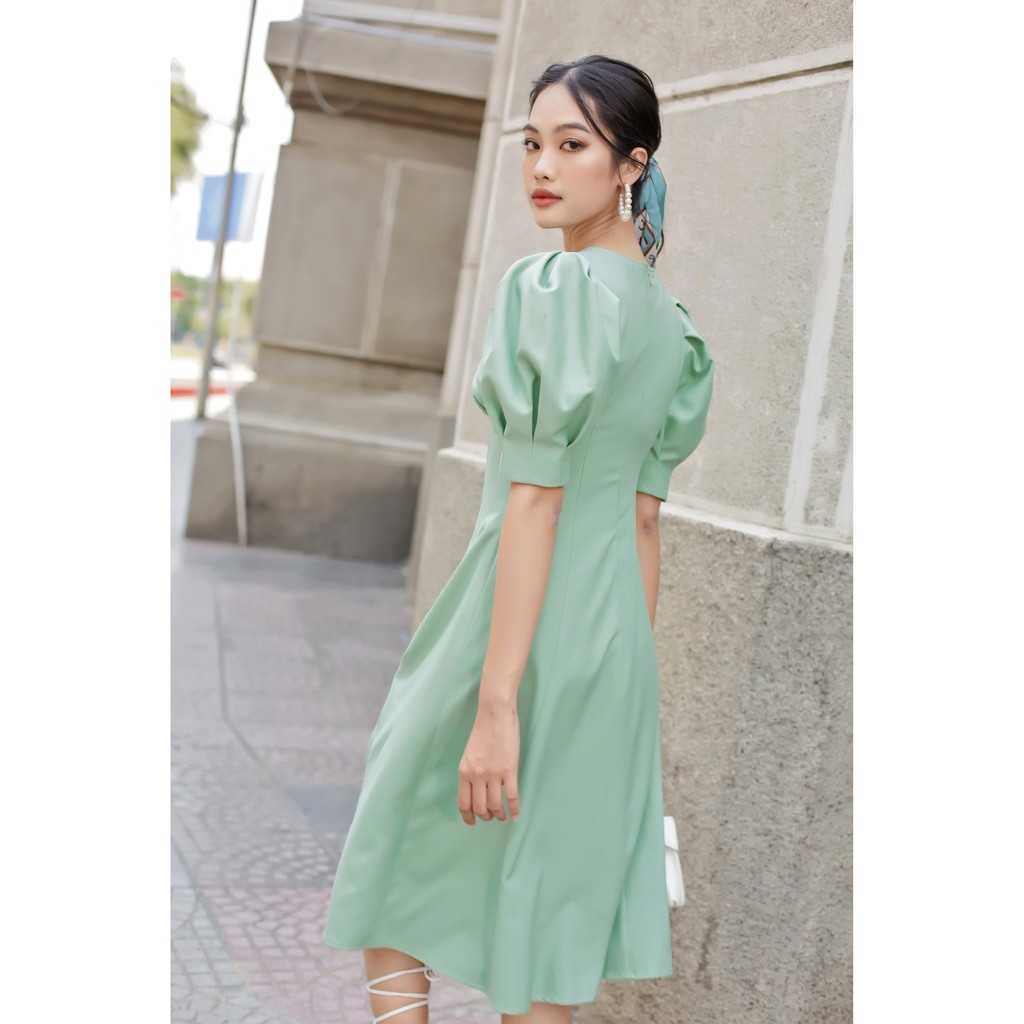 [Mã SKAMSALEP6 giảm 10% tối đa 100K đơn 150K] SÒ VINTAGE - ROLY Đầm tay phồng phối nút | BigBuy360 - bigbuy360.vn