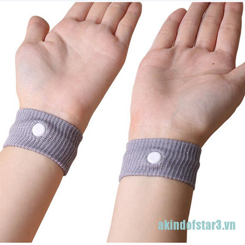 Vòng đeo tay chống buồn nôn say xe tiện lợi