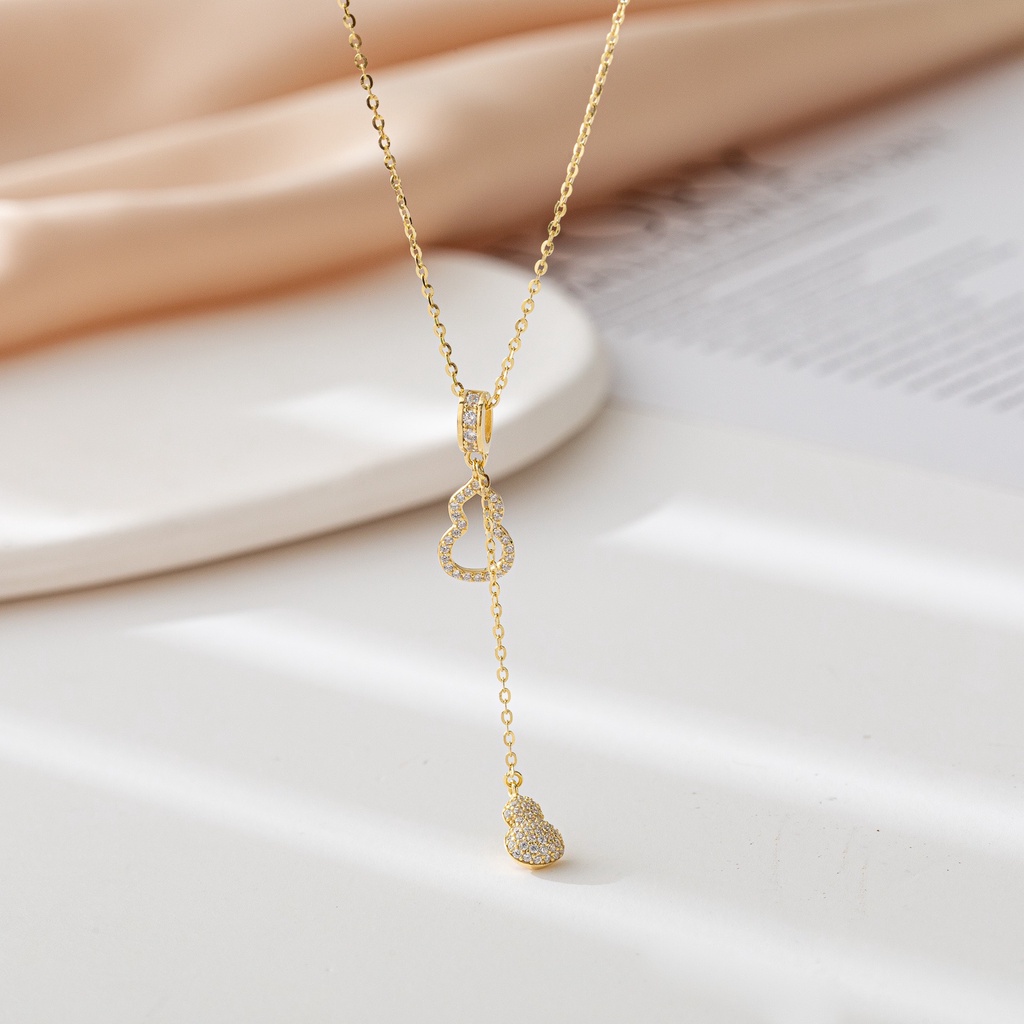 Dây chuyền titan nữ không gỉ mạ vàng 18k, mặt hồ lô may mắn Her Accessories CT320