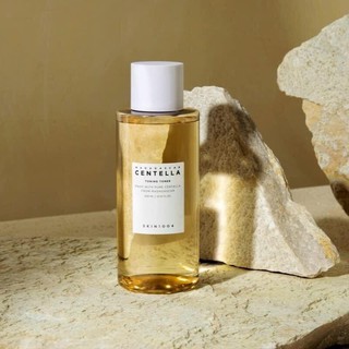 Nước hoa hồng Madagascar Centella Toning Toner