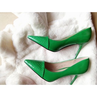 Giày cao gót họa tiết vảy cá màu xanh lá (còn size 39_