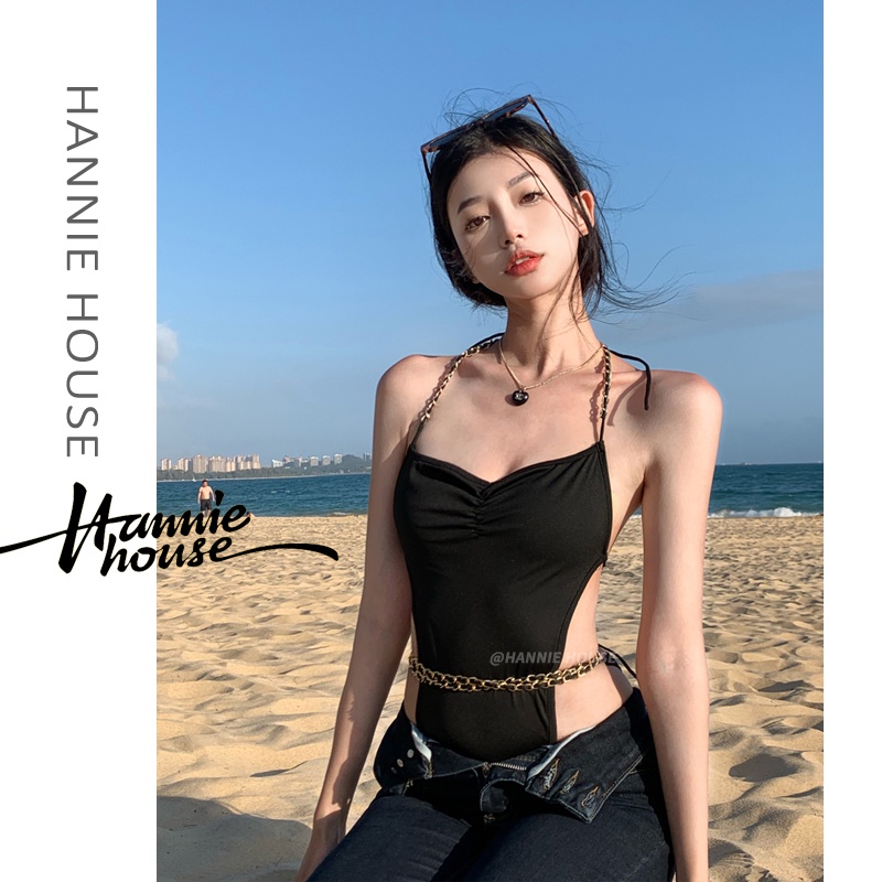 Bộ đồ liền thân phối dây xích thời trang dành cho nữ | BigBuy360 - bigbuy360.vn