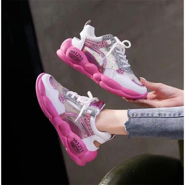 Giày thể thao nữ màu hồng kim tuyến bao xinh y hình