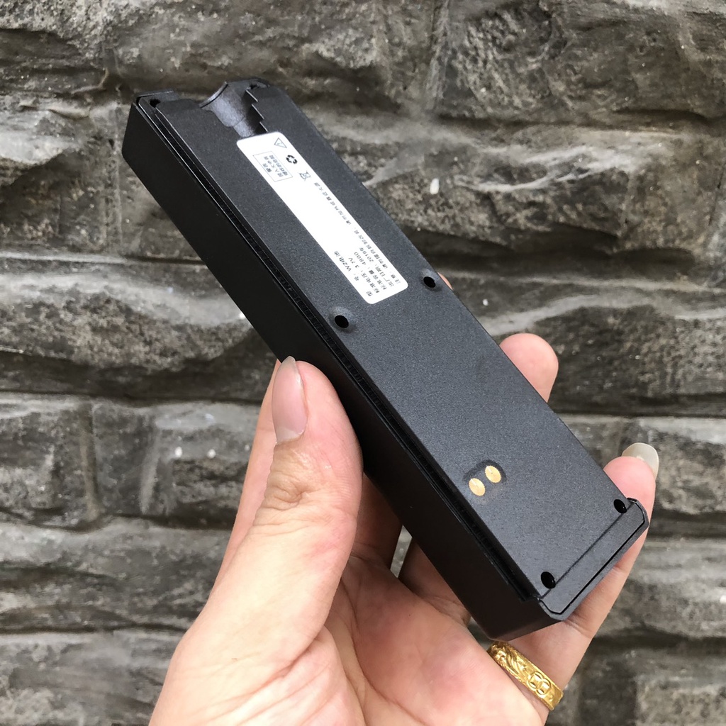 Điện Thoại 4 Sim Pin Khủng Retro Telephone W2 Sạc cho Smartphone giả giọng nói