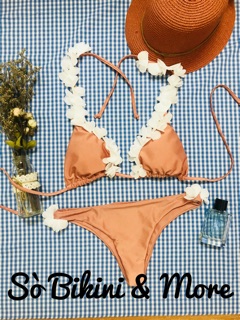 Bộ bikini đính hoa voan