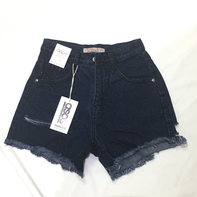 Short jean lai tua cut-out