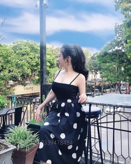 Set áo dây đen váy chấm bi