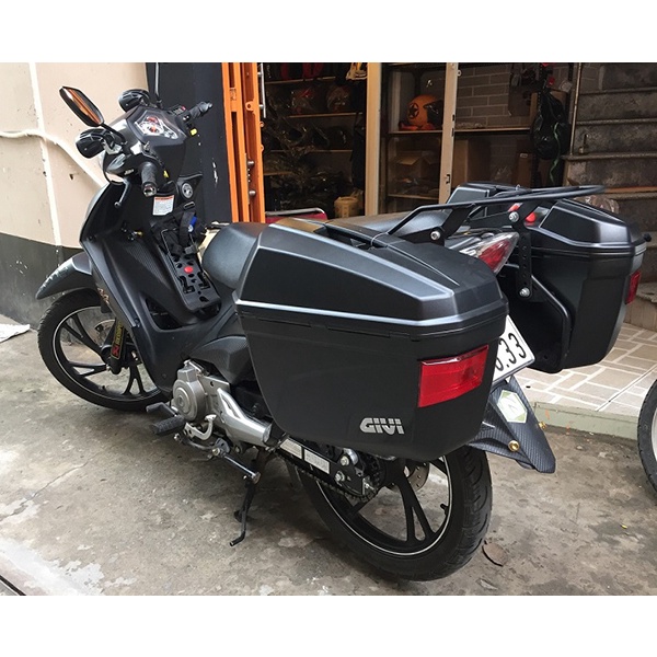 Baga Hông SBL 2000 , SBL Exciter155, SBL Winner 150/X, SBL Fz150 Fi, SBL Adv 150..Thùng Hông Givi E22N - 22 Lít