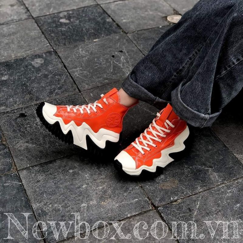 Converse Run Star Motion