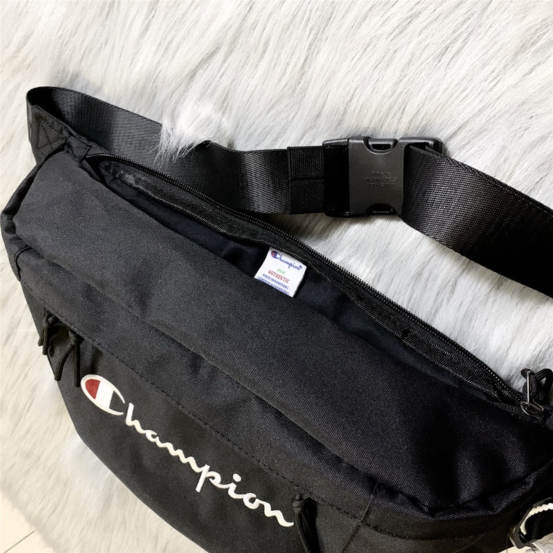 Túi đeo chéo Champion, Cặp đeo chéo Champion Bag, 2 size, Chất liệu Vải Canvas BapeVN