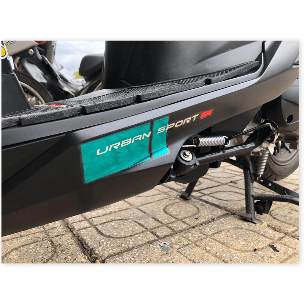 ( Quí khách vui lòng mang ra tiệm cho thợ dán ) Tem vario 150 indo chất liệu Crom cao cấp