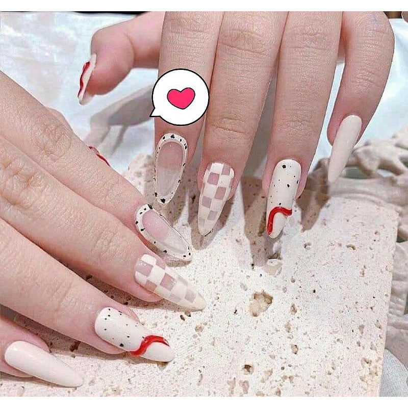 Nailbox thiết kế caro trắng viền nổi