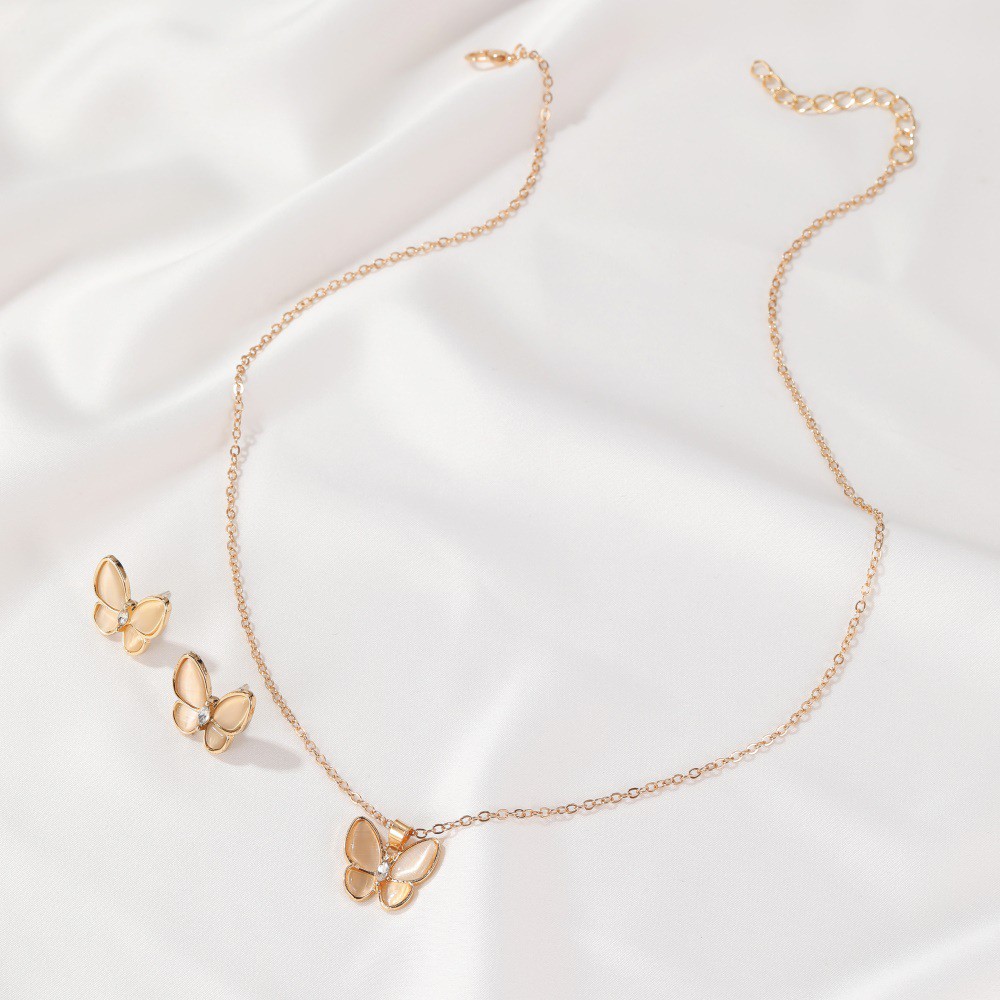 Bộ Dây Chuyền Và Bông Tai Hình Bướm Đính Đá Trắng Cho Nữ
